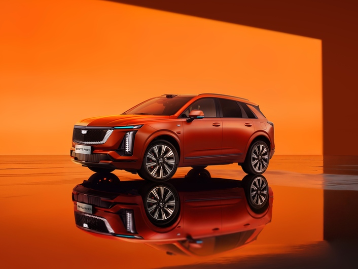 凯迪拉克全新xt5phev开启全路况辅助驾驶新篇章